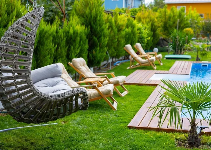 Gulzade Butik 울라