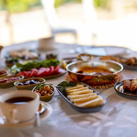 Gulzade Butik Bed & Breakfast